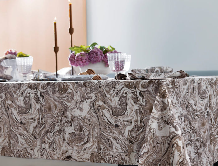 Balthazar Tablecloths by Matouk Schumacher at Fig Linens and Home - Lifestyle View 1