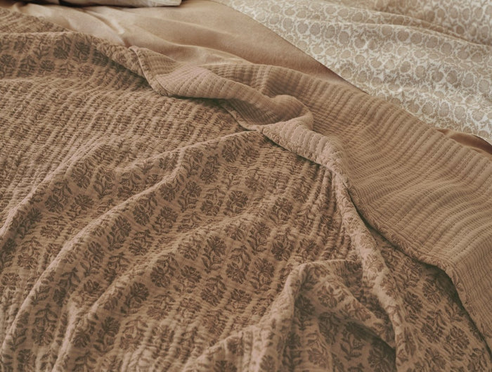 Coyuchi Mirada Fawn Chrysanthemum Organic Matelasse Coverlet at Fig Linens and Home - Lifestyle 3