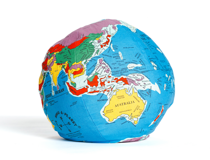 Pocket Earth Hugg-A-Planet