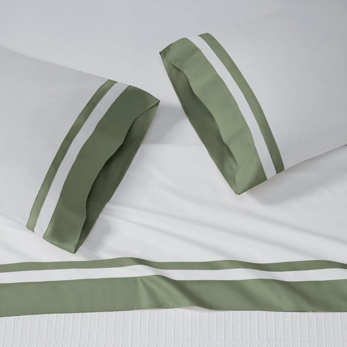 White/Olive / Standard Pillowcases Pair