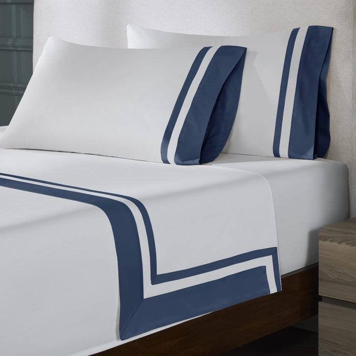 White/Navy / Queen Flat Sheet
