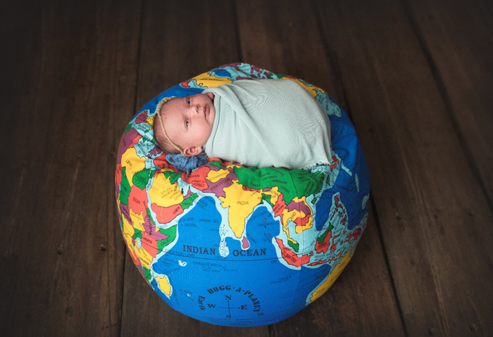 Super Earth HUGG-A-PLANET